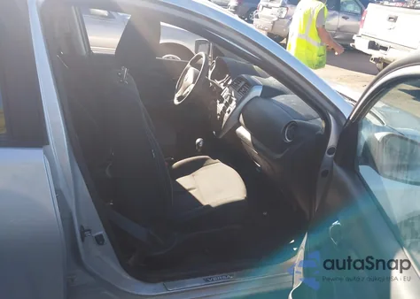 2015 Nissan Versa 1.6 Sv из США, поврежденный, VIN 3N1CN7AP9FL915706